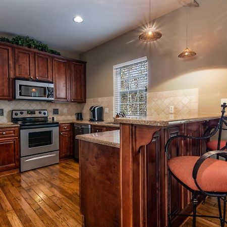 Two Bedroom Villa In The Heart Of Branson! Bagian luar foto